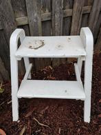 Gratis houten krukje., Huis en Inrichting, Krukjes, Ophalen, Hout