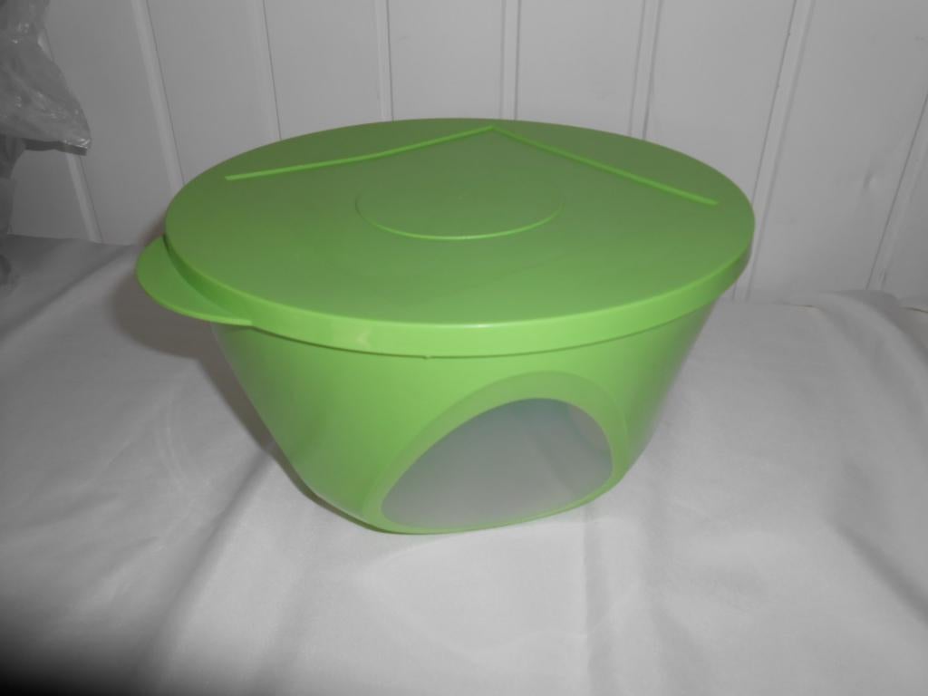 Tupperware Atlantis kom 4,3L Groen NIEUW, Huis en Inrichting, Keuken | Tupperware, Ophalen of Verzenden, Nieuw, Groen, Bak of Kom