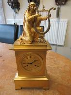 Oer 10401 vergulde touwtje pendule "vrouw met harp", Antiek en Kunst, Antiek | Klokken, Ophalen