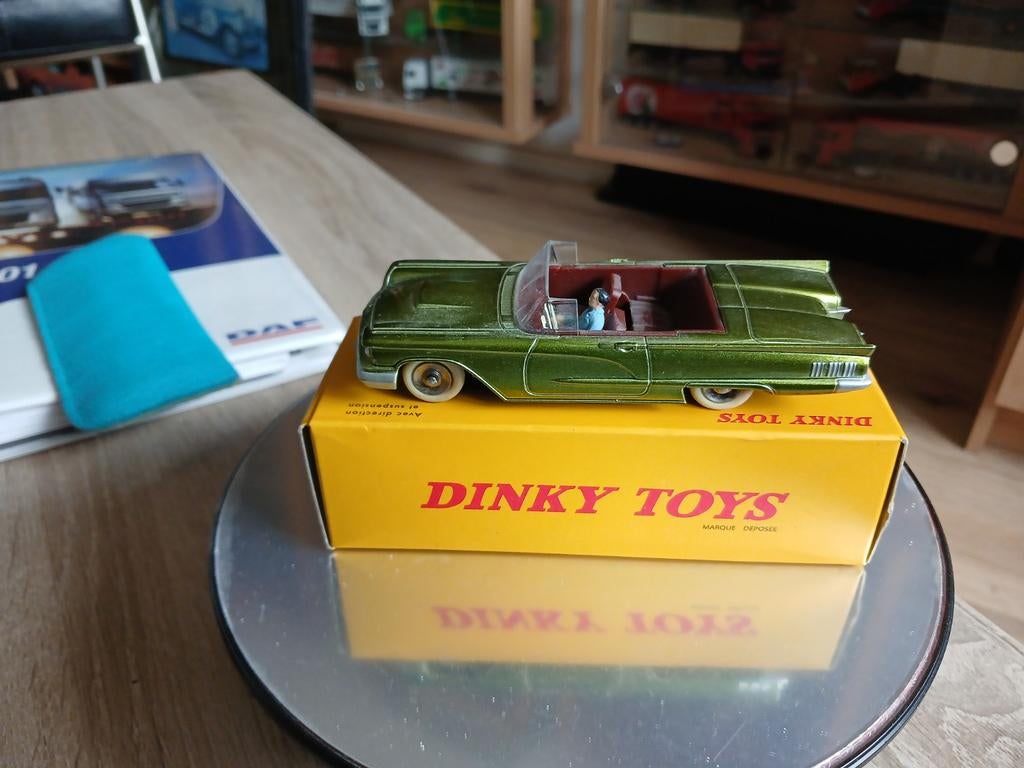 Ford Thunderbird, Ophalen of Verzenden, Auto, Dinky Toys