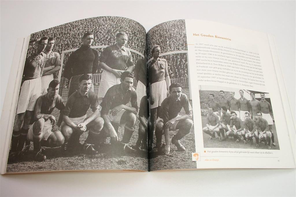 Abe in Oranje — Abe Lenstra — Rijk Geïllustreerd, Boeken, Ophalen of Verzenden, Gelezen, Watersport en Hengelsport