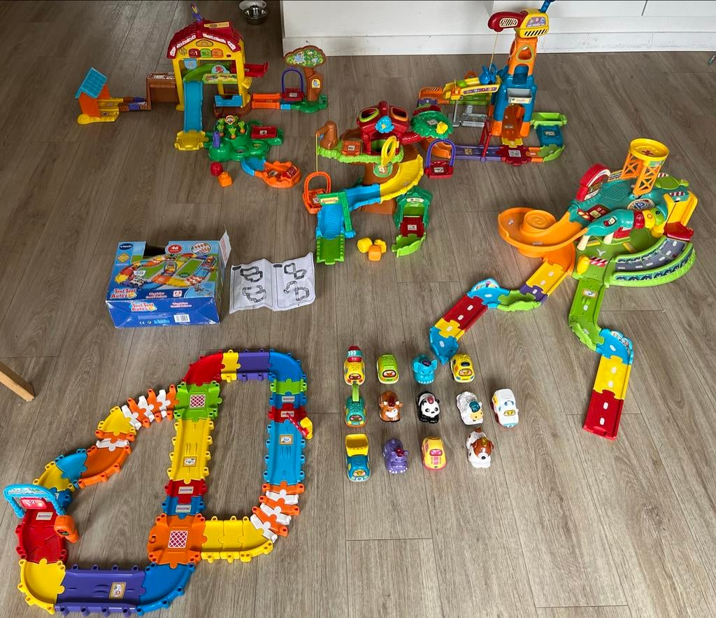 VTech Toet Toet Toet Grote set. Los: 10 euro per speelset., Kinderen en Baby's, Speelgoed | Vtech, Ophalen, Gebruikt, 6 maanden tot 2 jaar