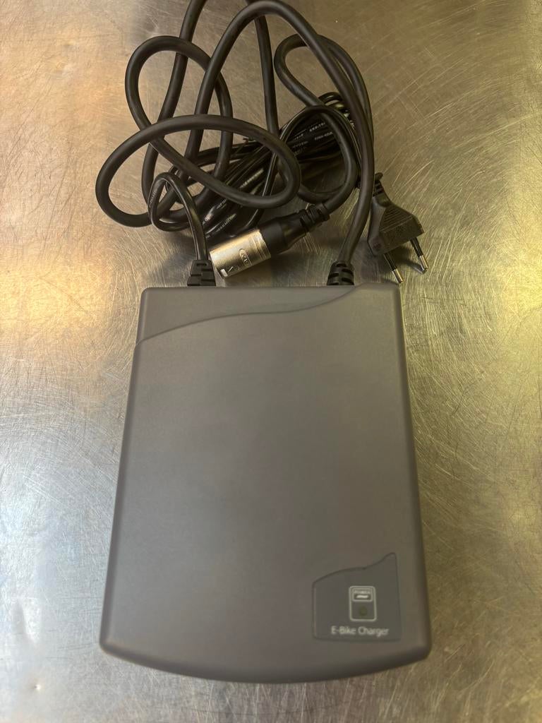 E-bike oplader voor Sparta, Batavus, Koga, Hercules, Ophalen of Verzenden, Zo goed als nieuw