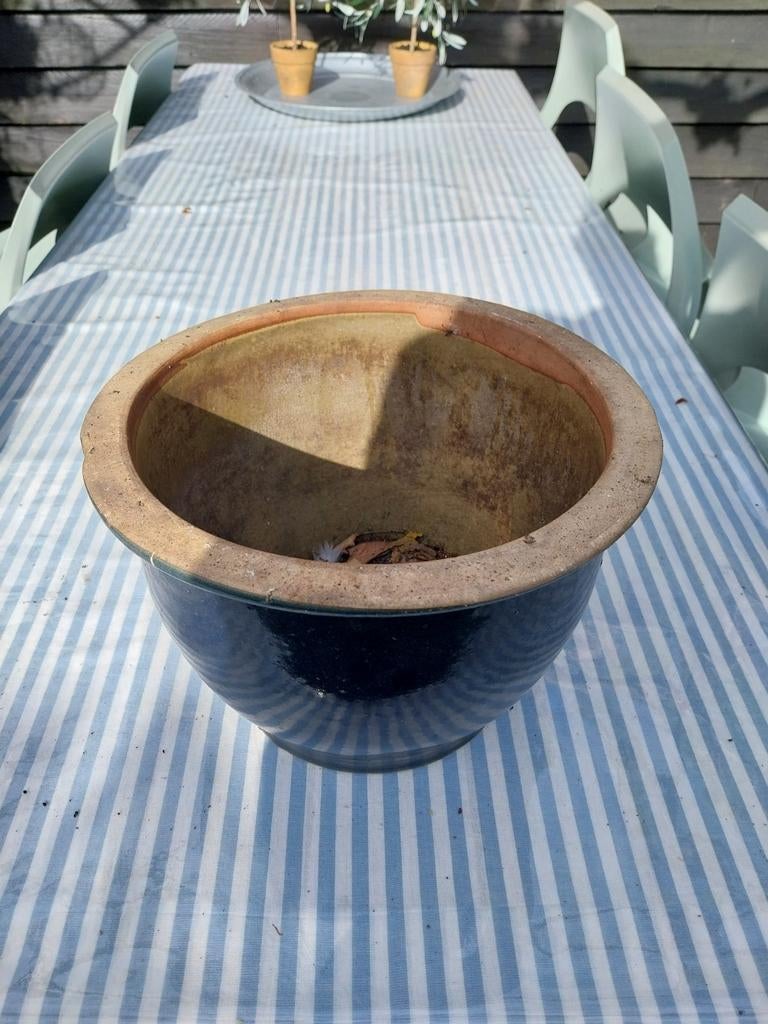 Mooie blauwe bloempot, Tuin en Terras, Rond, Minder dan 40 cm, Aardewerk, Ophalen