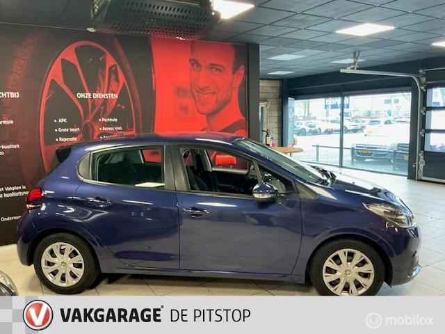 Peugeot 208 1.5 BlueHDi Blue Lease Active, Auto's, Peugeot, Voorwielaandrijving, Gebruikt, Euro 6, 4 cilinders