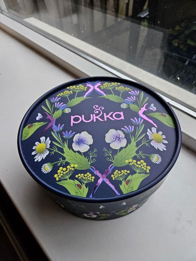 Nieuwe Pukka Theedoos met theezakjes, Blauw, Nieuw, Ophalen of Verzenden, Theedoos