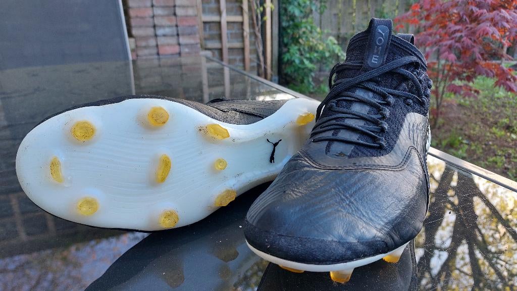 Puma voetbalschoenen 44, Ophalen, Gebruikt, Schoenen, Maat L