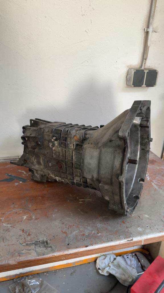 BMW E30 Getrag 240 5-bak handgeschakeld – 2400037090, Auto-onderdelen, Transmissie en Toebehoren, Ophalen, Gebruikt, BMW