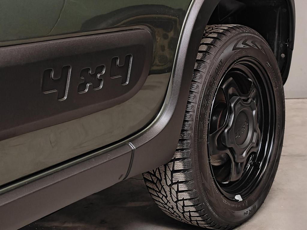 Fiat Panda 0.9 TwinAir 4x4 CARPLAY, Auto's, Fiat, 898 cc, Stof, Gebruikt, Zwart