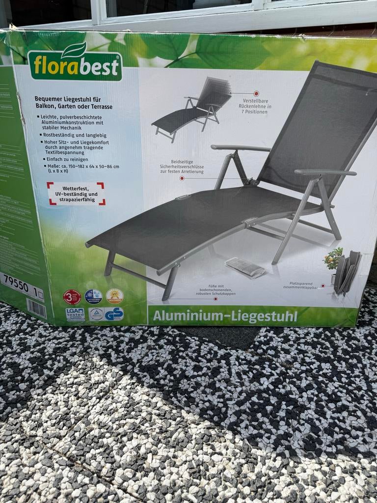 Aluminium ligbed met kussen, Tuin en Terras, Ophalen, Zo goed als nieuw, Aluminium, Inklapbaar