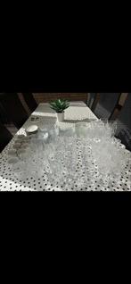 Grote partij glazen, schalen, borden en kopjes, Ophalen, Overige typen, Effen, Glas