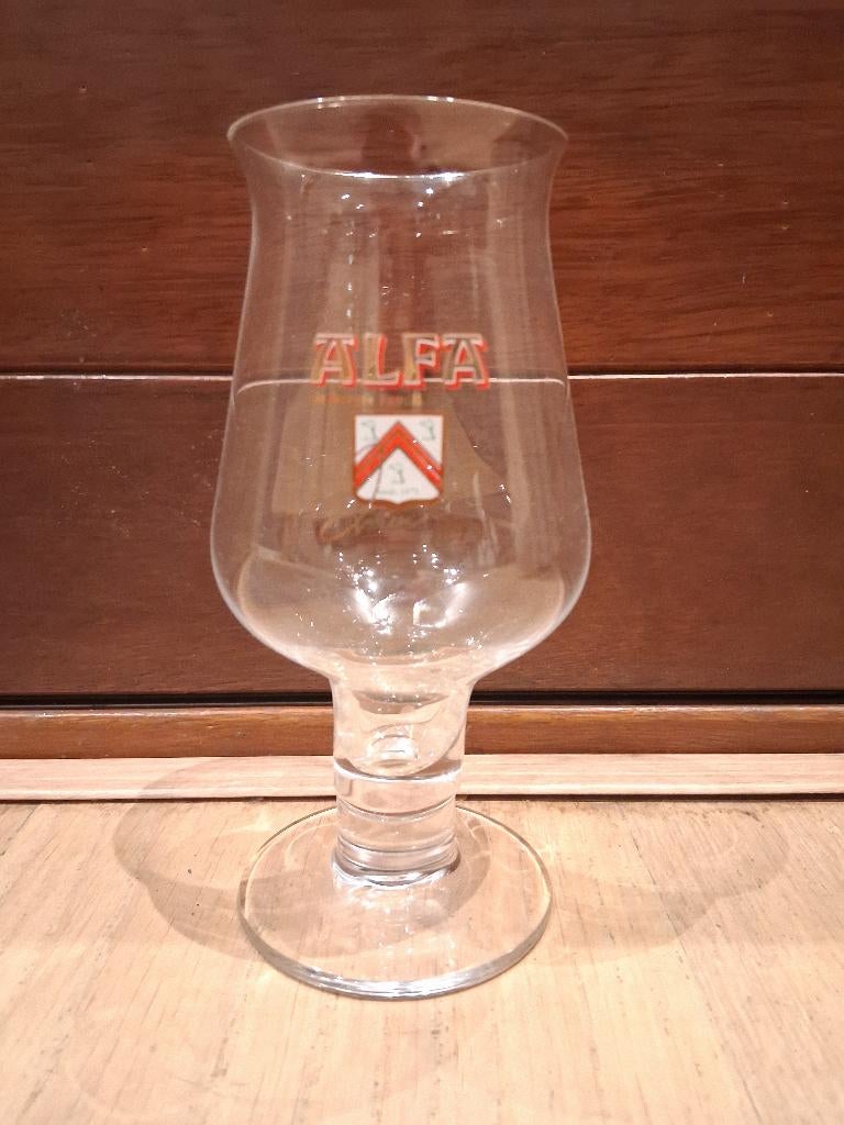 9 nieuwe Alfa speciaal bier glazen, Ophalen, Nieuw, Glas of Glazen, Overige merken