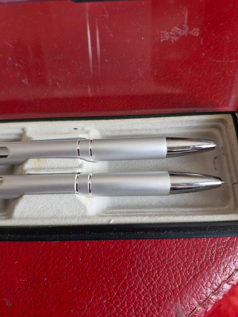 te koop: Parker pennen set in doos, Ophalen, Balpen, Parker