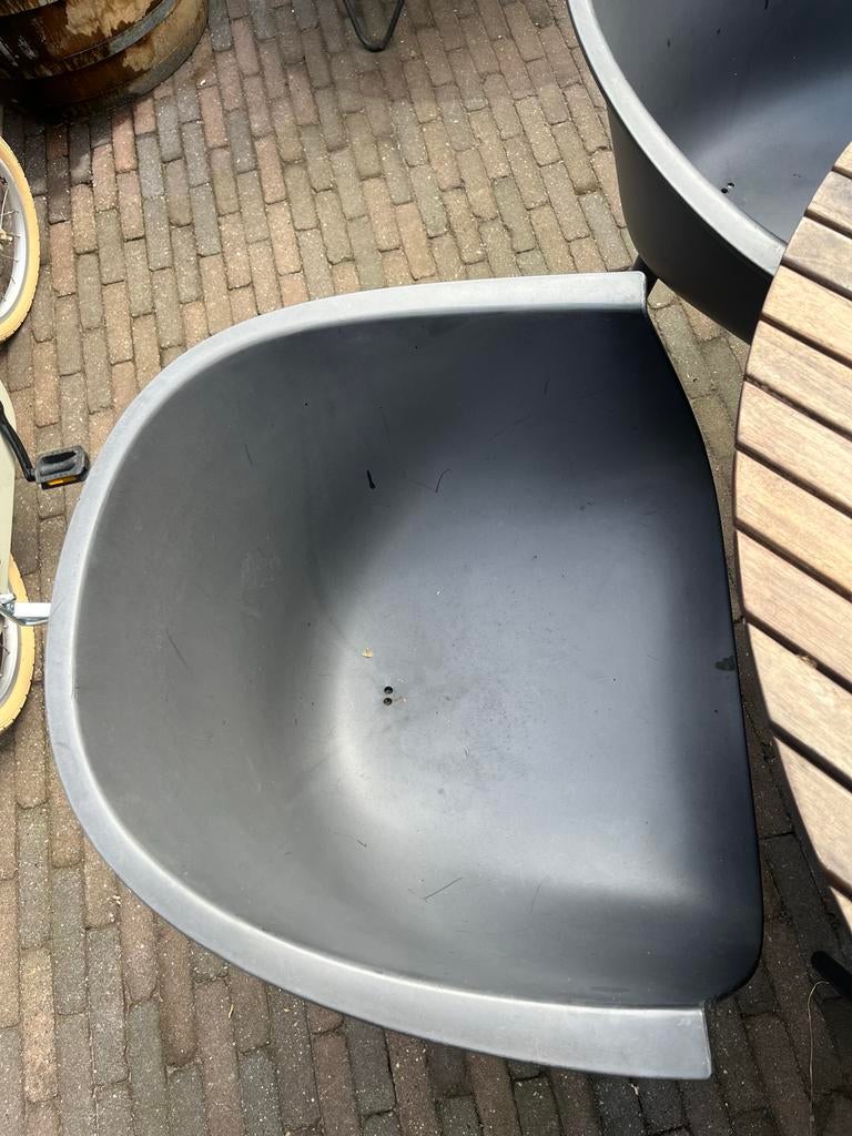 6 zwarte tuinstoelen, stevig en in goede staat, Tuin en Terras, Tuinstoelen, Ophalen, Gebruikt, Kunststof
