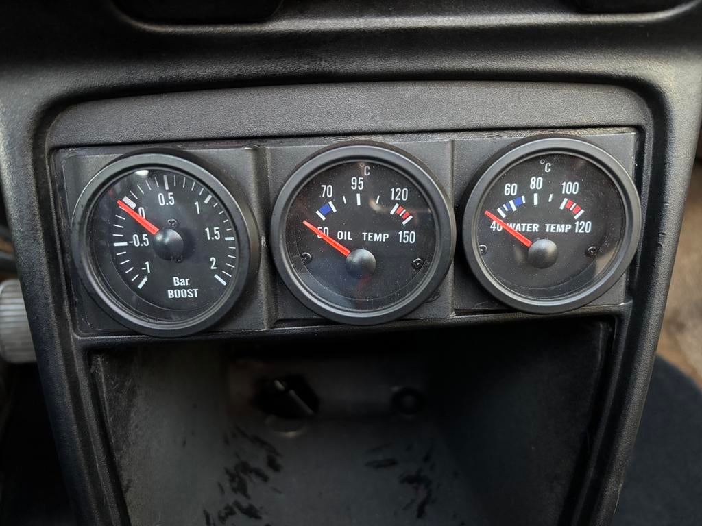 Saab 900
