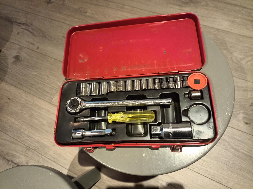 Doppendoos, Doe-het-zelf en Verbouw, Ophalen, Gebruikt