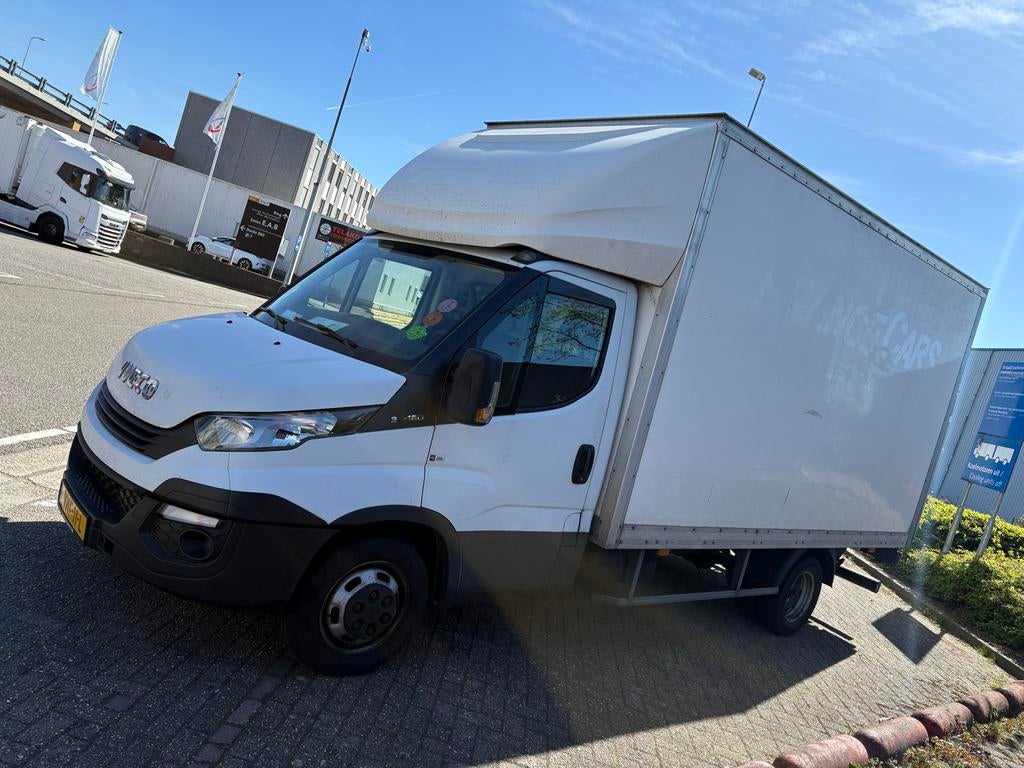 Iveco Daily Bakwagen met Laadklep Euro 6 Dealer Onderhouden, Auto's, Bestelauto's, Iveco, Diesel, Handgeschakeld, Geïmporteerd