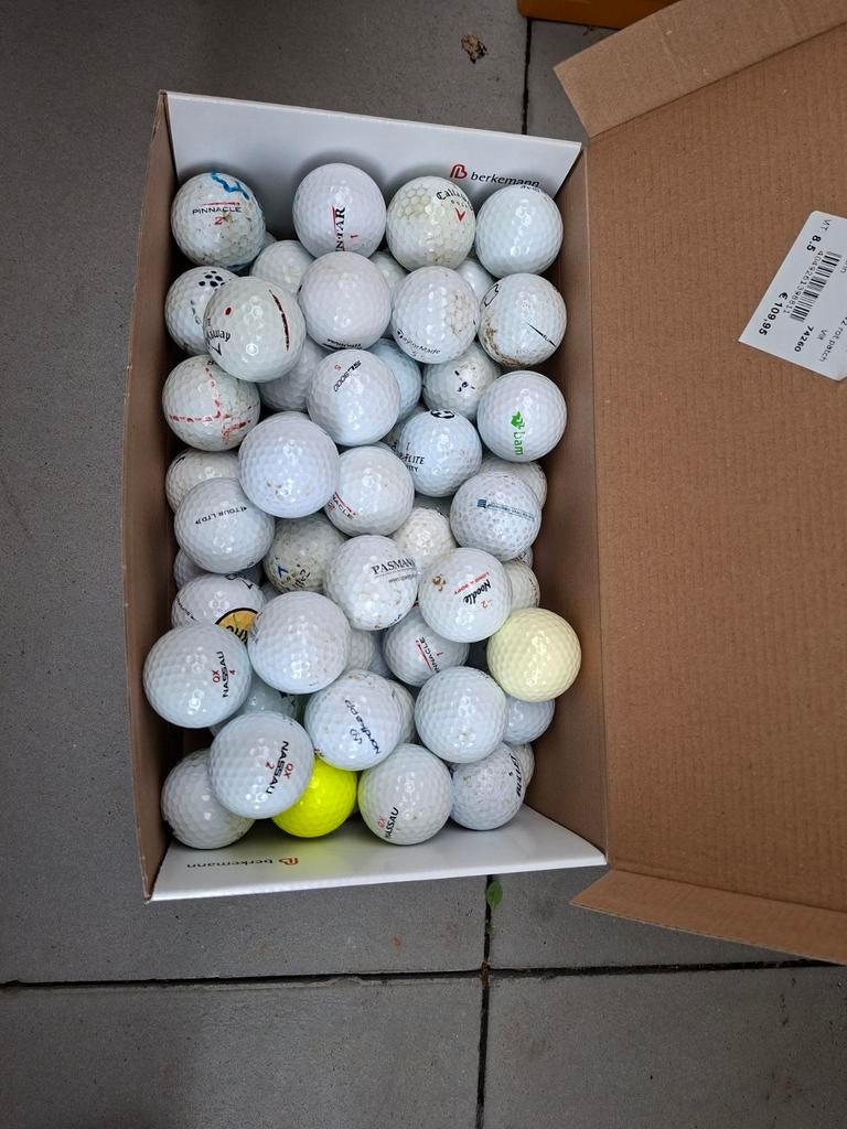 Grote doos met 80 gebruikte golfballen, Ophalen of Verzenden, Gebruikt, Bal(len), Overige merken