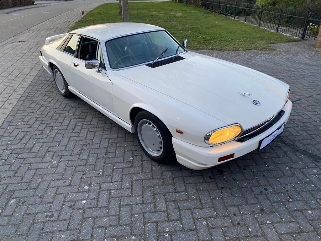 Jaguar XJS TWR bowjaar 1986 V12, Auto's, Automaat, Achterwielaandrijving, 296 pk, Wit