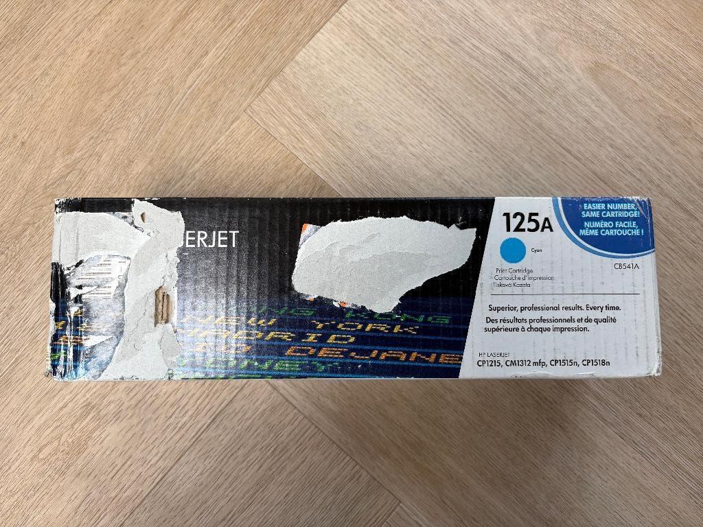 Nieuwe toner HP CB541A (HP 125A) cyan in geheel dichte doos, Ophalen of Verzenden, Nieuw, Toner, HP (ORIGINEEL)