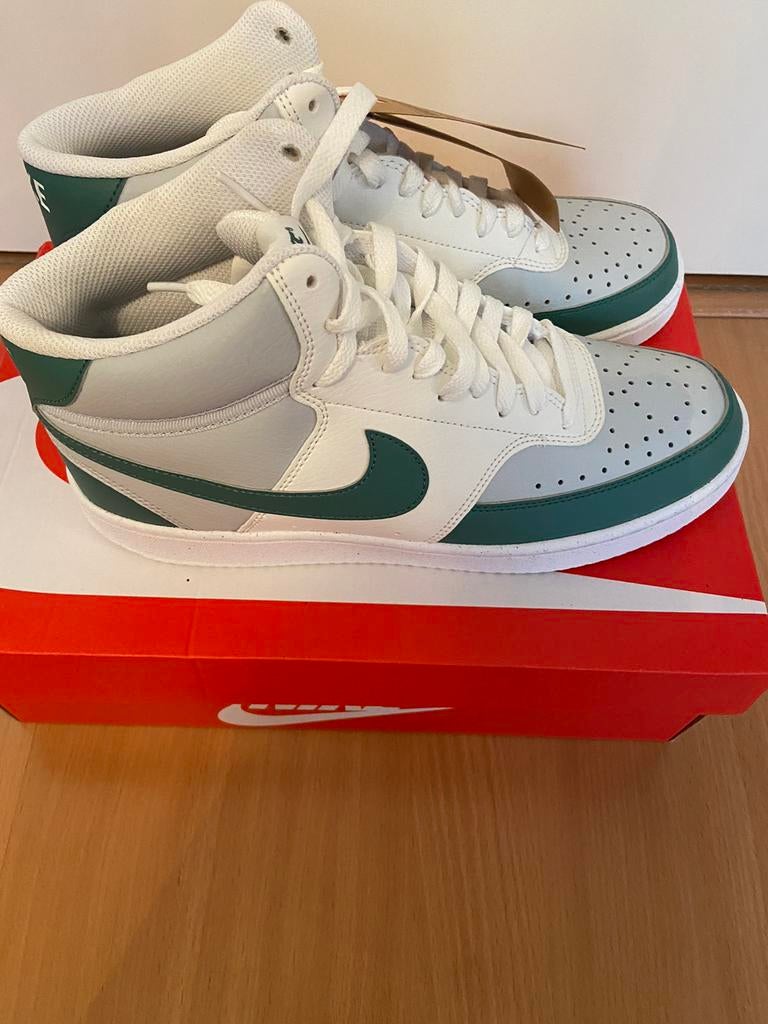 Nike schoenen maat 43 Helemaal nieuw, Ophalen of Verzenden, Zo goed als nieuw