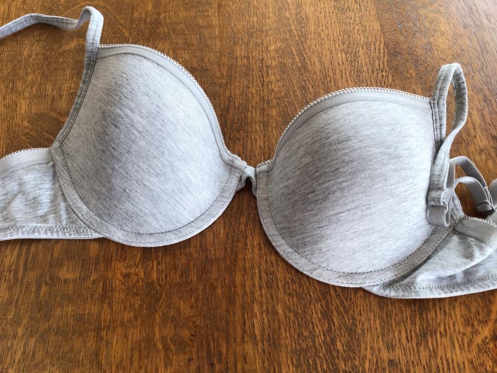 Esmara Beugel BH 80 B, Kleding | Dames, Ondergoed en Lingerie, Esmara, Ophalen of Verzenden, Grijs, BH