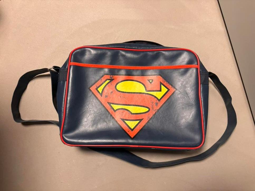 Superman tas postman bag sporttas, Ophalen of Verzenden, Zo goed als nieuw, Blauw, Rugtas