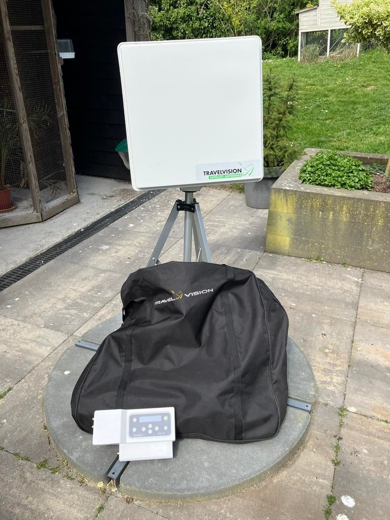 Travelvision R 7 flatscreen 50 cm € 250,00, Ophalen, Zo goed als nieuw, Overige merken