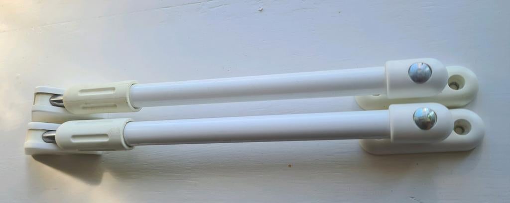 AXA telescopische raamuitzetters wit 32-45 cm, Doe-het-zelf en Verbouw, Deuren en Horren, Ophalen of Verzenden, Zo goed als nieuw