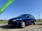 Peugeot 206 1.4 XT, Zuinige en Nette Auto, APK Maart 2027, 31 €/maand, 4 cilinders, Blauw, Origineel Nederlands