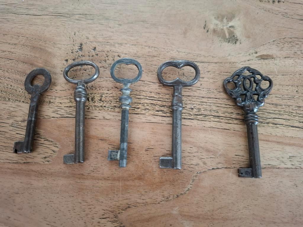 Kastsleutels Oud, Ophalen of Verzenden
