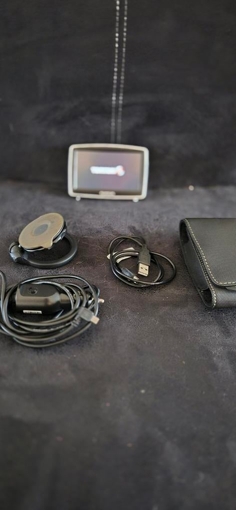Tom Tom XL IQ Routes te koop, Incl accessoires, Ophalen
