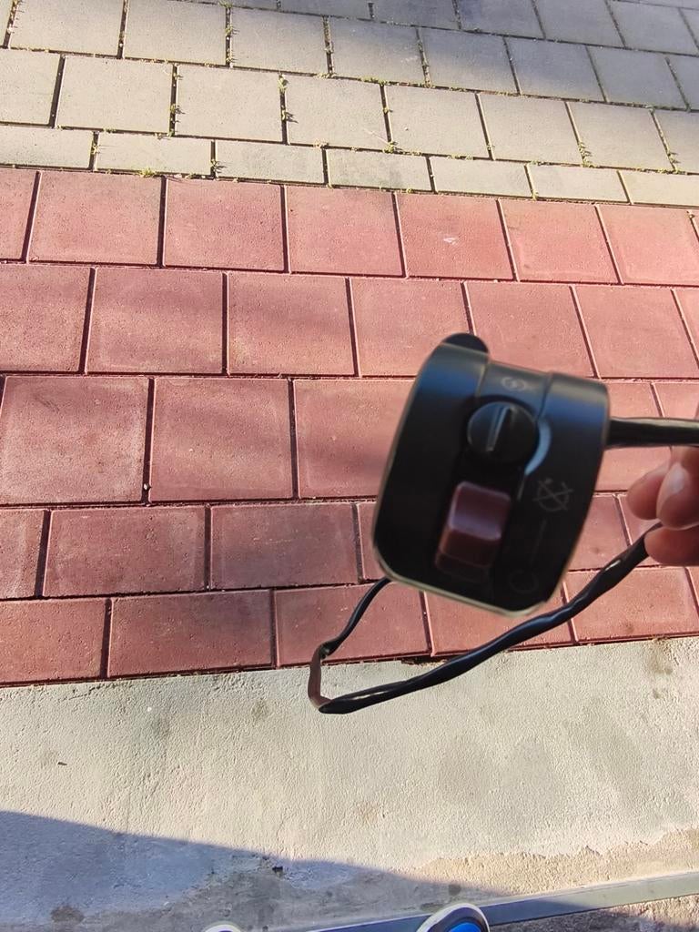 Ducati Diavel 1200 gashendel schakelaar compleet, Motoren, Ophalen of Verzenden, Gebruikt