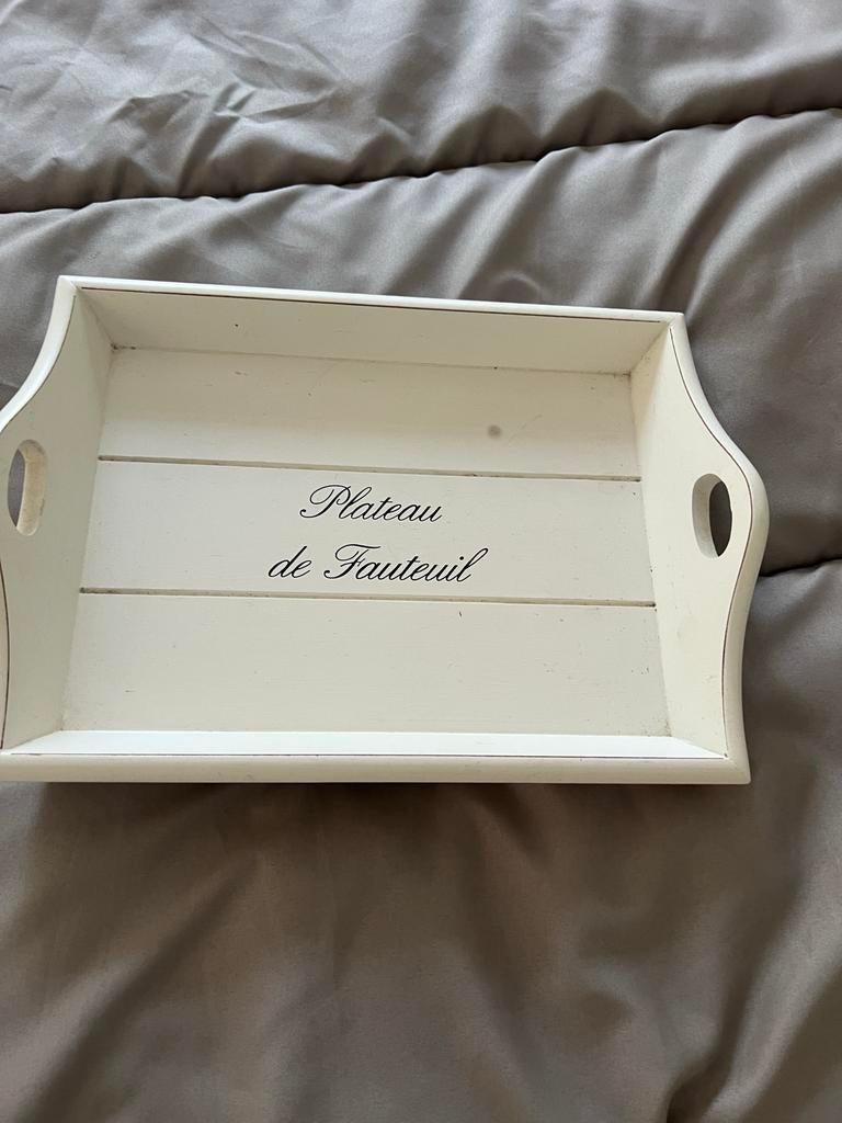 Riveira maison Wit dienblad met tekst "Plateau de Fauteuil", Ophalen of Verzenden, Gebruikt, Rechthoekig, Hout
