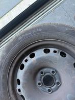 Stalen wielen VW Polo 5x100 met 2 goede banden, Ophalen, Gebruikt, 15 inch, Banden en Velgen