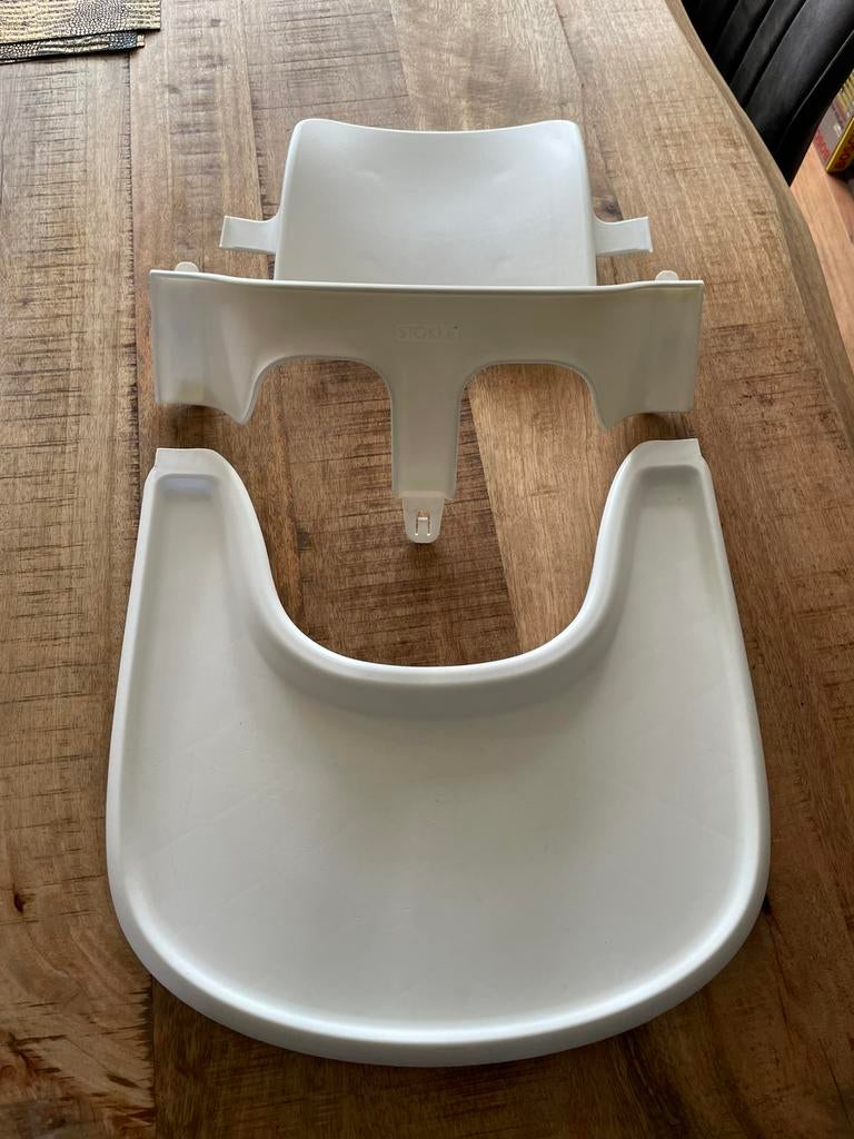 🧡 Witte Babyset met Tray Stokke Tripp Trapp 🩷, Ophalen of Verzenden, Gebruikt, Meegroeistoel, Afneembaar eetblad