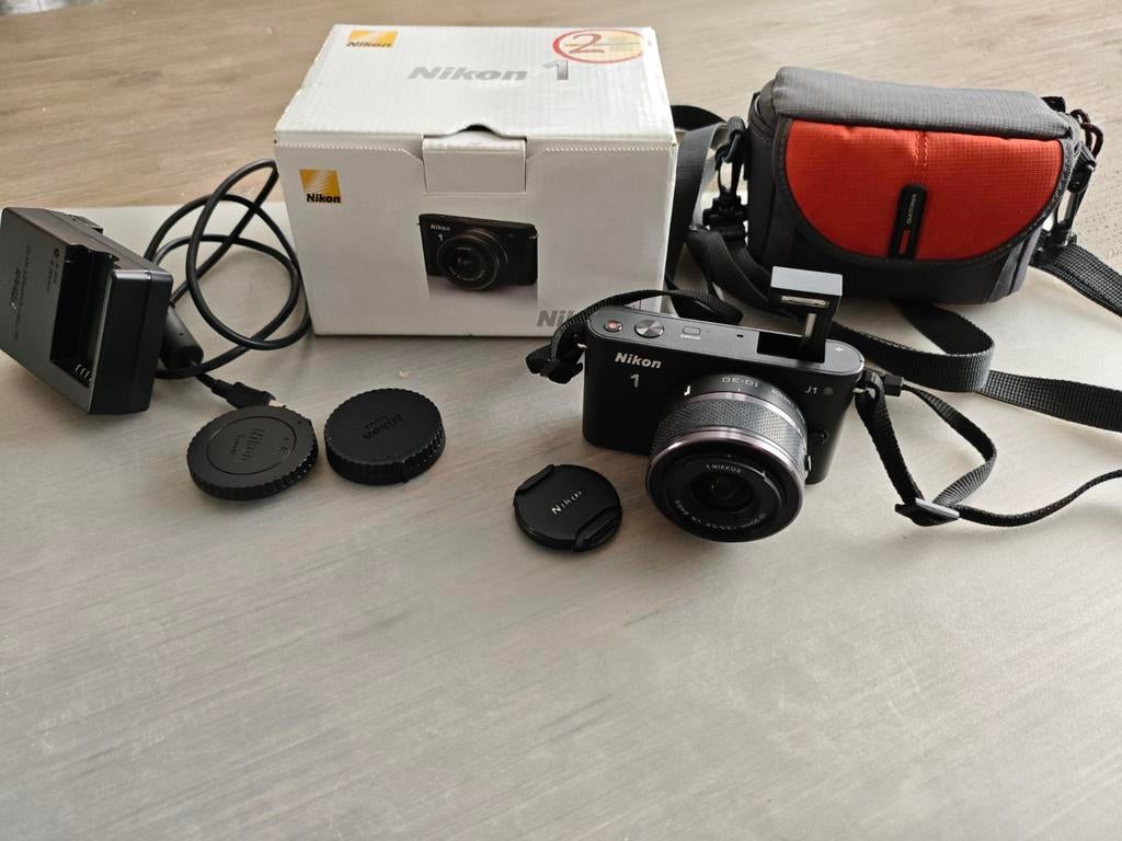 Nikon 1 J1 - Uitstekende conditie, compleet met accessoires, Audio, Tv en Foto, Fotocamera's Digitaal, Compact, Ophalen of Verzenden
