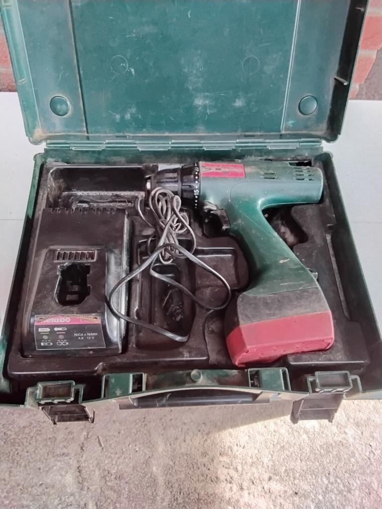 Metabo Accu Boormachine BZ 12 SP met Lader en Koffer, Ophalen of Verzenden, Gebruikt, Minder dan 400 watt, Boormachine