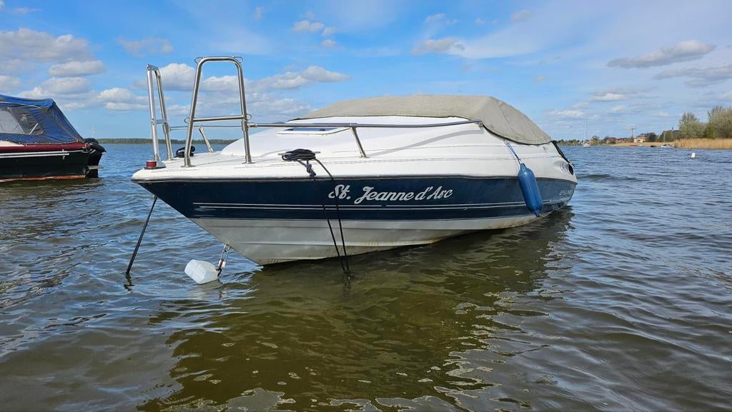 Vaarklare en overcomplete Bayliner capri 2050 met 135pk, Ophalen, Gebruikt, Binnenboordmotor, 6 meter of meer