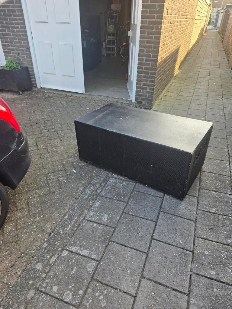 PHD LA-218S Dubbele 18 inch Subwoofer, Ophalen, Gebruikt, Audio