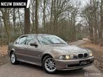 BMW 5-serie 520i Special Edition ~ Leder ~ Memory ~ NAP ~, Achterwielaandrijving, Gebruikt, Beige, Bedrijf