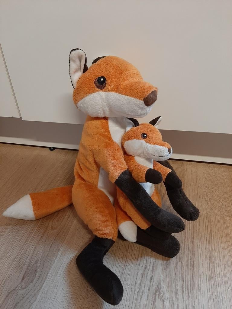 IKEA vos knuffel met baby, Kinderen en Baby's, Speelgoed | Knuffels en Pluche, Ophalen of Verzenden, Overige typen