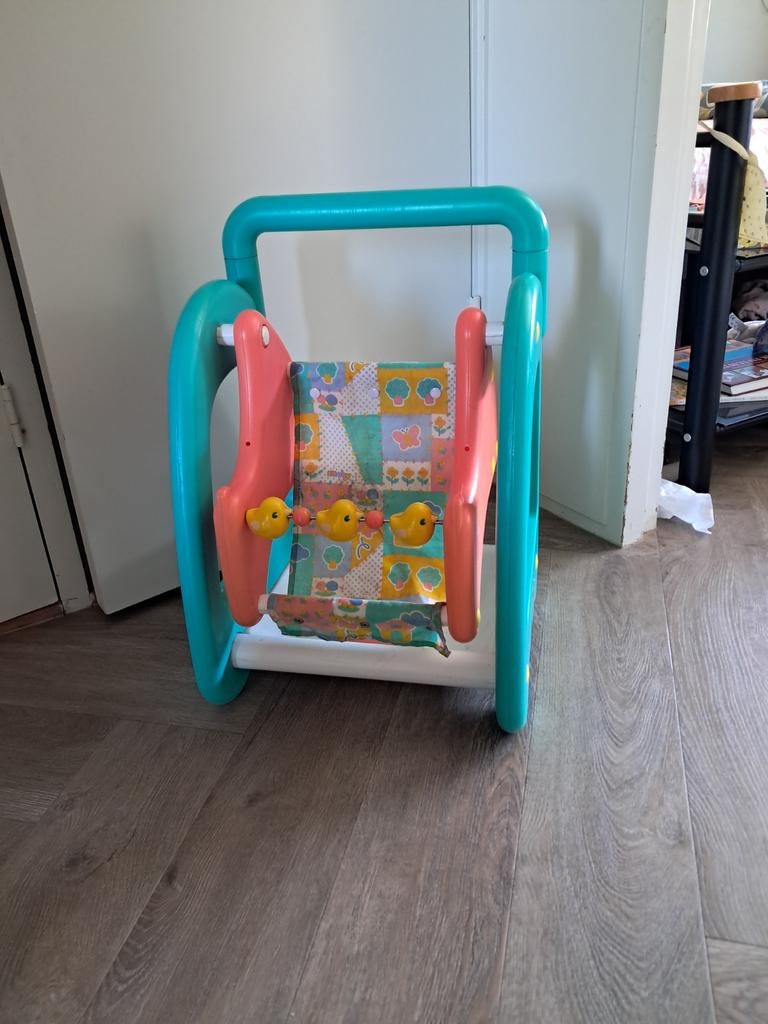 Poppenschommelstoel, Ophalen