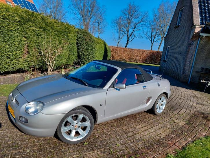 MG F 1.8 I 2001 Grijs, Auto's, MG, Particulier, F, Benzine, D, Cabriolet, Handgeschakeld, Geïmporteerd, Zilver of Grijs, Achterwielaandrijving