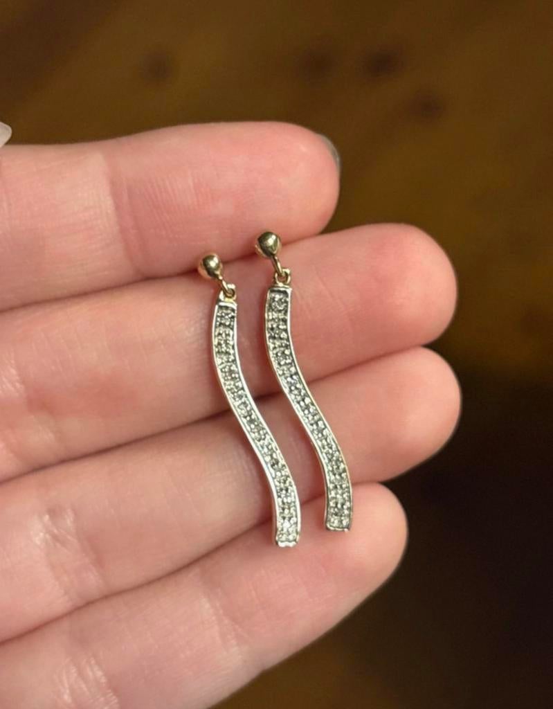 Vintage 9 karaat gouden oorhangers met diamantjes, Sieraden, Tassen en Uiterlijk, Antieke sieraden, Verzenden, Goud, Oorbellen