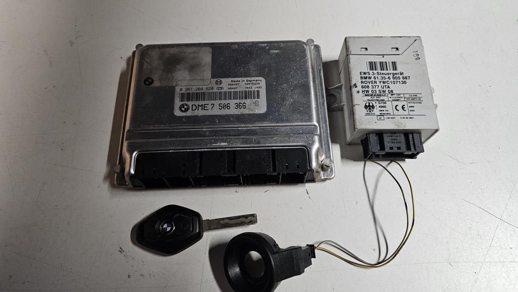 Startset Contactslot + ECU EWS BMW X5 E53 M62 4.4 1214750636, Auto-onderdelen, Gebruikt, -, Ophalen of Verzenden, -