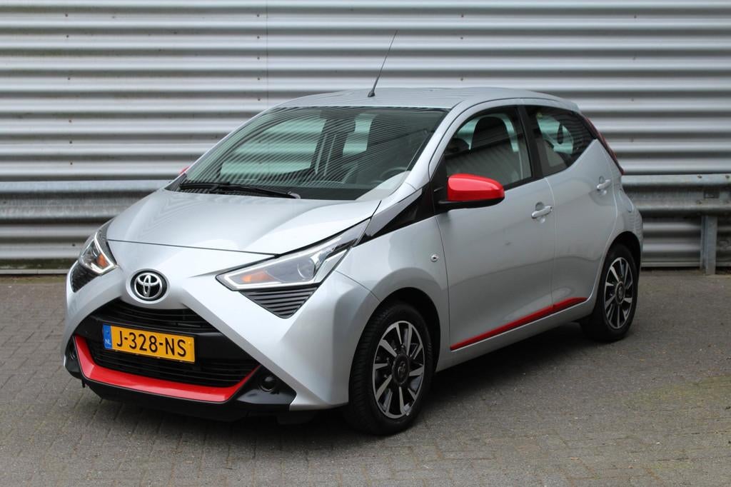 Toyota Aygo 1.0 VVT-i 72pk x-play AUTOMAAT LMV NL-Auto NAP, Auto's, Toyota, Bedrijf, Te koop, Aygo, ABS, Achteruitrijcamera, Airbags