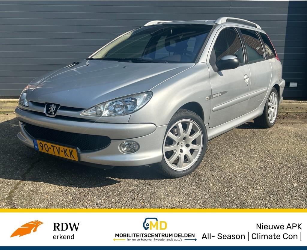 Peugeot 206 1.6-16V Quiksilver / Climate / All- Season, Auto's, Peugeot, Voorwielaandrijving, 15 km/l, 4 cilinders, Origineel Nederlands