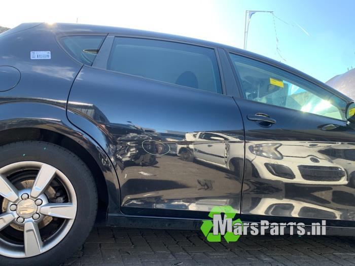 Portier 4Deurs rechts-achter van een Seat Leon (L9Z), Auto-onderdelen, Carrosserie en Plaatwerk, Gebruikt, -, Deur, -