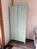 Groene metalen kast, Ophalen, Gebruikt